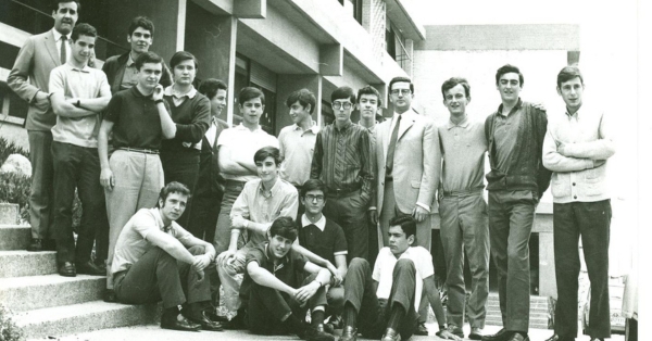 Vols que la nova Biblioteca de Sarrià porti el nom d’Emili Teixidor?